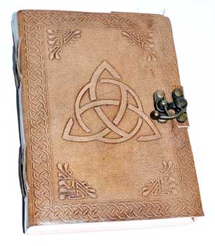 5" x 7" Triquetra leather w/ Latch - Click Image to Close