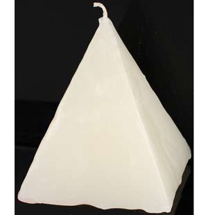 White Strawberry pyramid - Click Image to Close