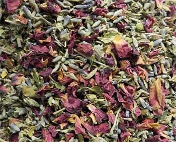 Attract Love spell mix 1/2oz - Click Image to Close